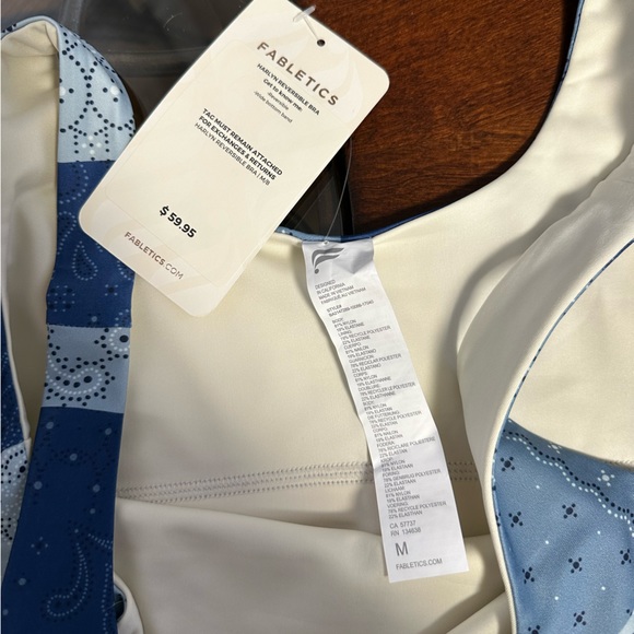 Fabletics Sports Bra - Picture 4 of 4